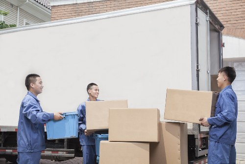 Commercial movers handling office relocation in Shoreditch